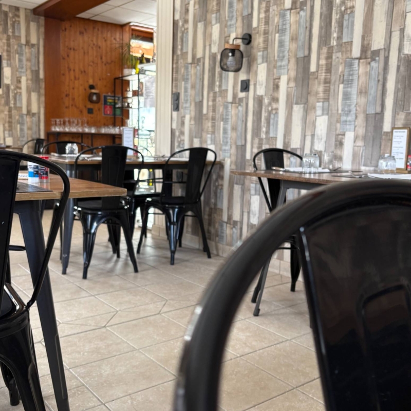 Le restaurant - Auberge De La Rivière - restaurant FONCINE-LE-HAUT - Restaurant Le Frasnois