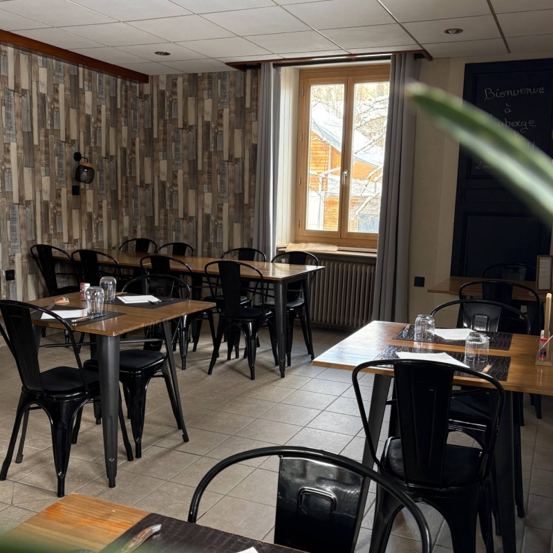 Le restaurant - Auberge De La Rivière - restaurant FONCINE-LE-HAUT - Restaurant Le Frasnois